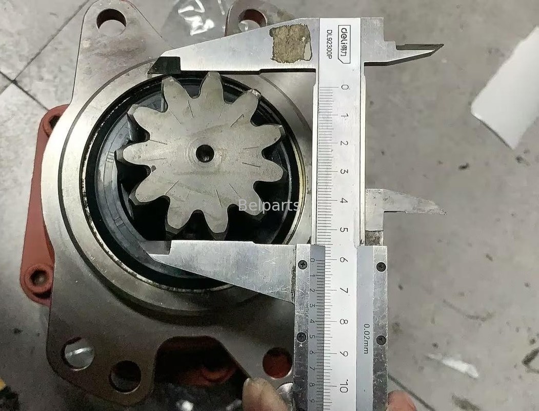 PCR-1B-05A-P-9297B Motor de giro Nachi para XCMG XE15 JCB 19C-1 CASE CX17 KOBELCO SK17SR Excavadora Parte Dispositivo de motor rotativo hidráulico