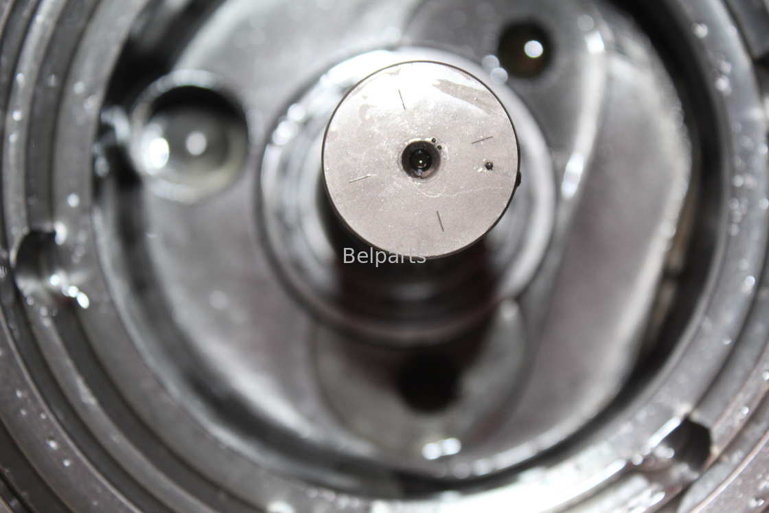 ZX240-3 ZX240F-3 ZX240LC-3 Travel Reduction for Hitachi Excavator Spare Parts 9243839 9256989 Travel Gearbox