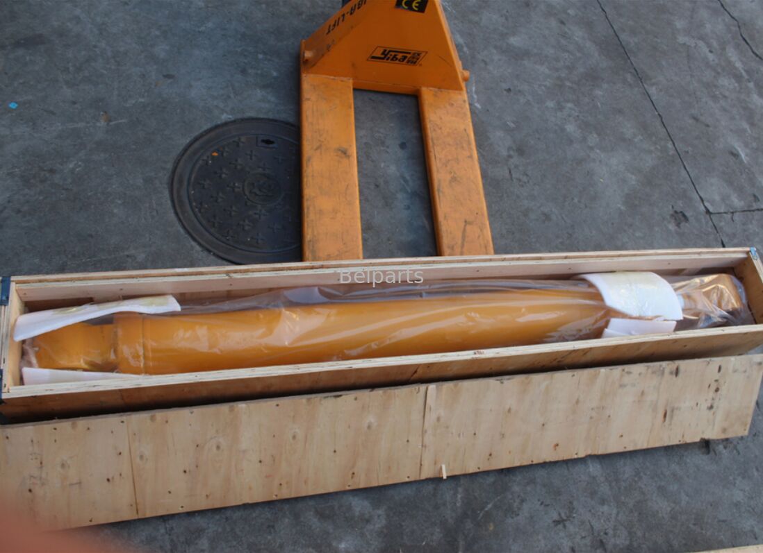 R210-9 R210LC-9 cilindro de cubo hidráulico para piezas de repuesto de excavadora Hyundai 31Q6-50131 31Q6-56100 mercado de repuestos de alta calidad