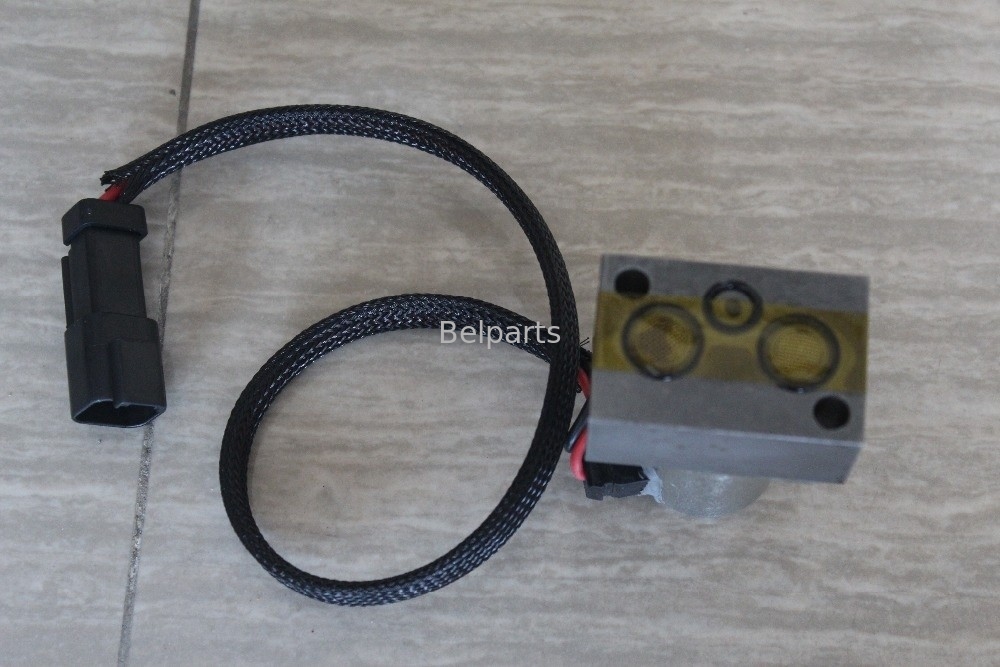 Válvula electromagnética de Spare Parts 702-21-57400 PC200-7 PC350LC-8 PC88MR-8 PC78US-8 D65EX-16 D155AX-6 del excavador