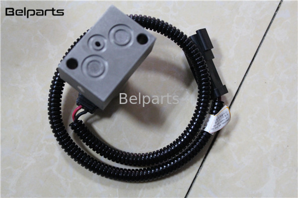 Válvula electromagnética de Valve 702-21-57400 del piloto del control de la bomba de Spare Part Hydraulic del excavador de Belparts para PC200-8 PC220-8 PC300-8