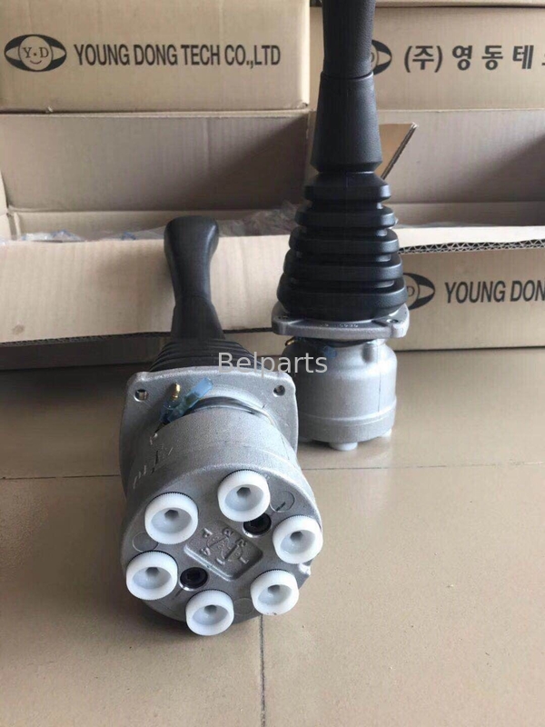 Montaje de la manija de Valve Genuine Joystick del piloto de Rod de control de Construction Spare Parts del excavador de Belparts SK07N2